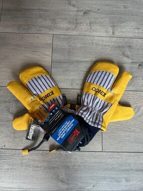 Kinco Yellow Striped Insulated Snow Mitts